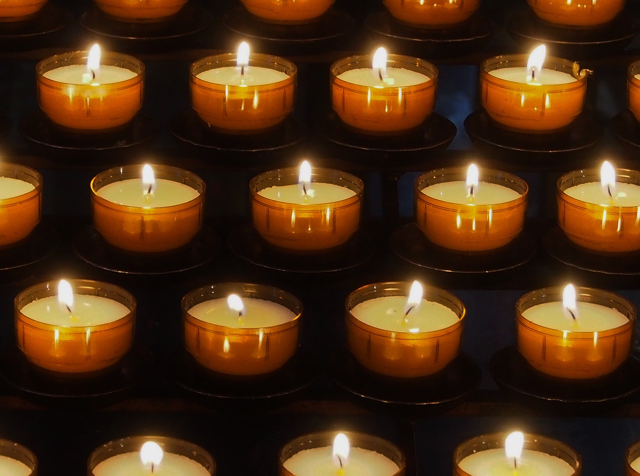 蜡烛, 许愿灯, 宗教