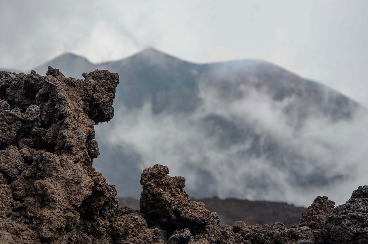 记录器, 火山, 西西里岛